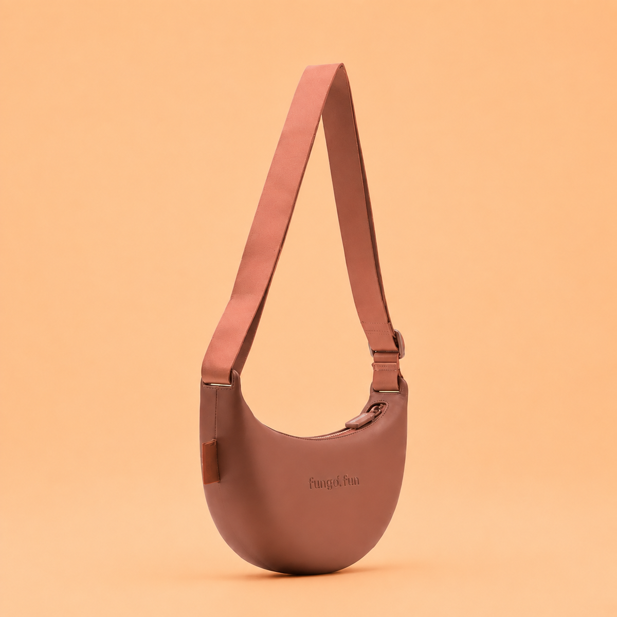 Banana_Bag_camel_brown_1