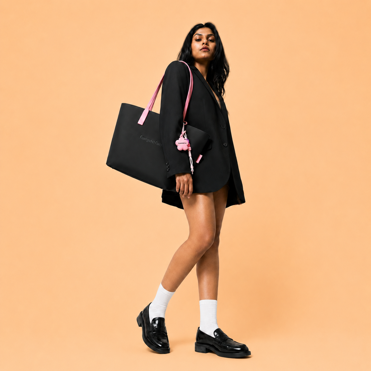 Nomad_blackpink_Model_shoulder
